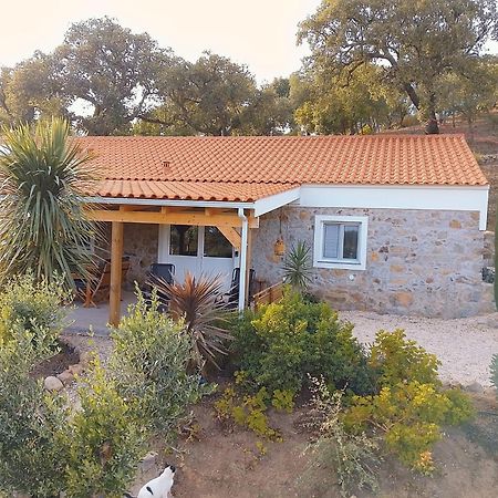 몬시크 Casa De Celebrar A Vida 빌라 외부 사진